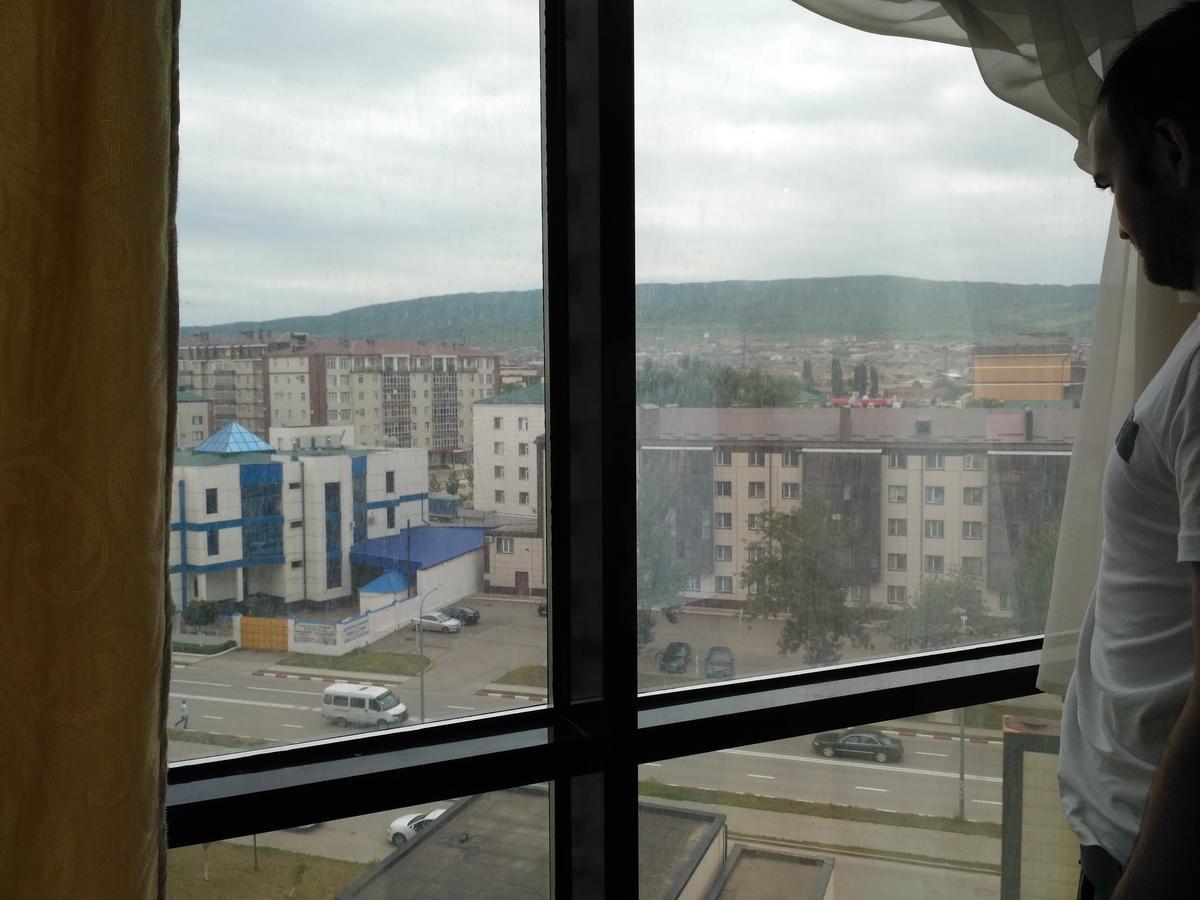 Hotel Kavkaz Gudermes Eksteriør billede